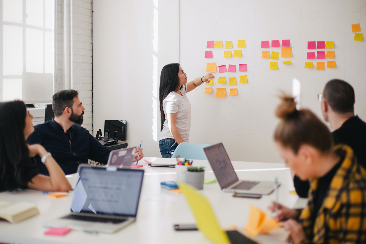 Inventore qui velit in 1 Office meeting
